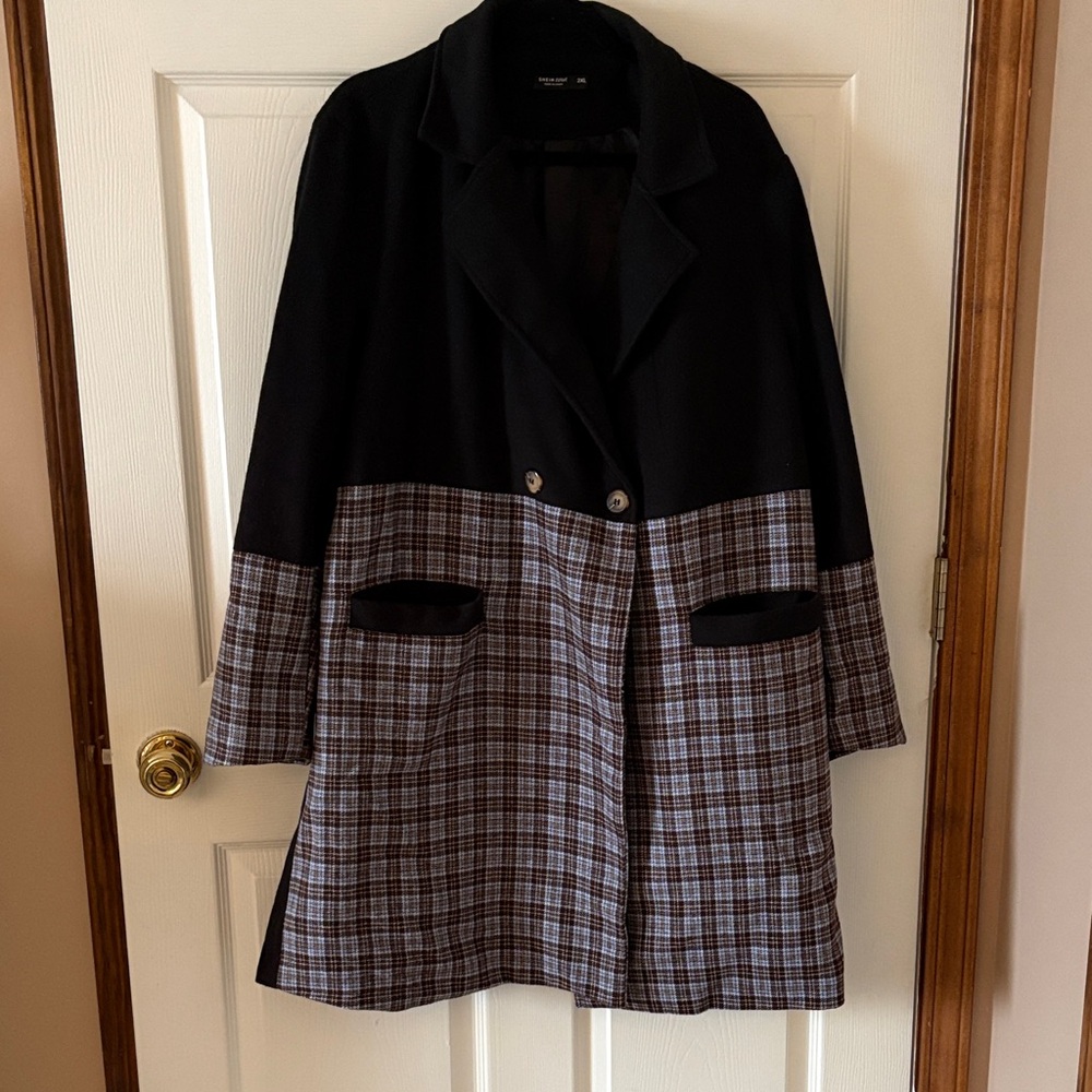 SHEIN Plaid Black and Brown Women's Coat